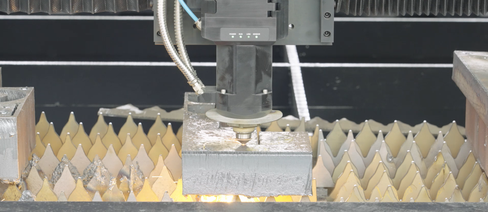 laser cutting 3